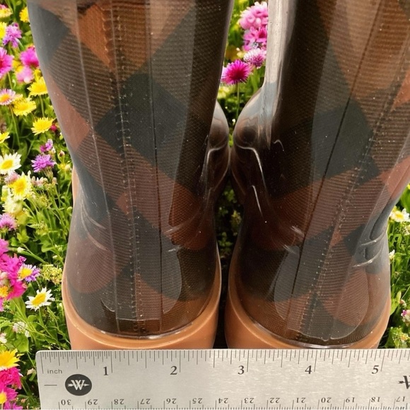 Burberry Tynedale Check Rain Boots Size 37 Retail $395 EUC - Picture 10 of 14